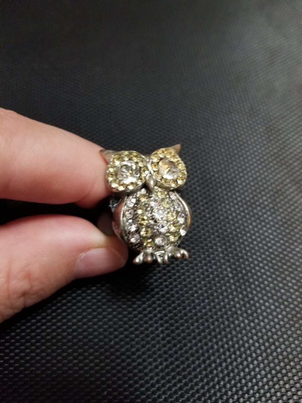Rhinestone Owl Charm Turned Ring